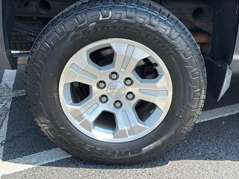 Used 2017 Chevrolet Silverado 1500 LTZ Z71 w/ LTZ Plus Package AWD/4WD image 14