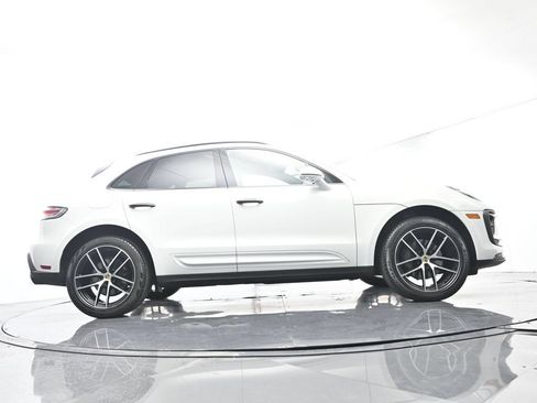 Certified 2023 Porsche Macan AWD/4WD image 51