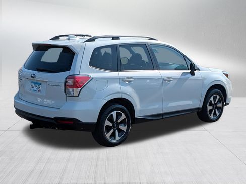Used 2018 Subaru Forester 2.5i Premium AWD/4WD image 7