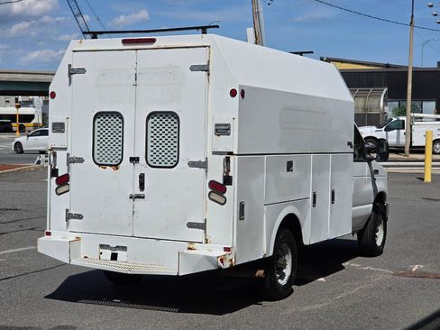 Used 2014 Ford E-350 and Econoline 350 Super Duty w/ Power Windows & Locks Group RWD image 7