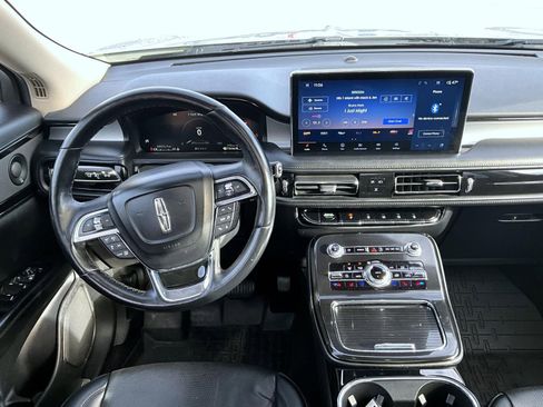 Certified 2022 Lincoln Nautilus Reserve w/ Equipment Group 201A image 12