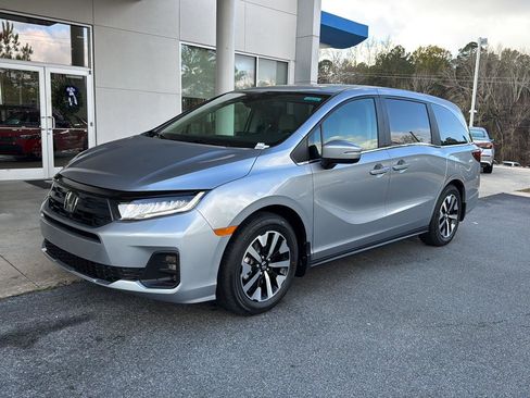 New 2026 Honda Odyssey EX-L image 2