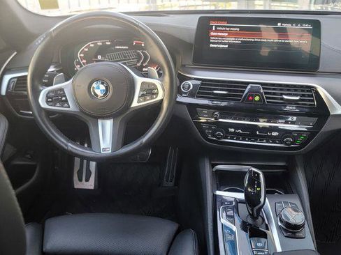 Used 2023 BMW M550i xDrive w/ Executive Package AWD/4WD image 54