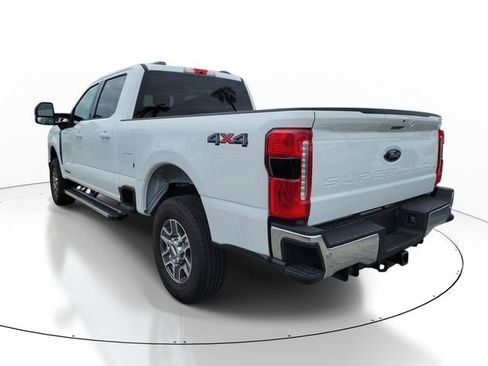 Used 2026 Ford F250 Lariat AWD/4WD image 3