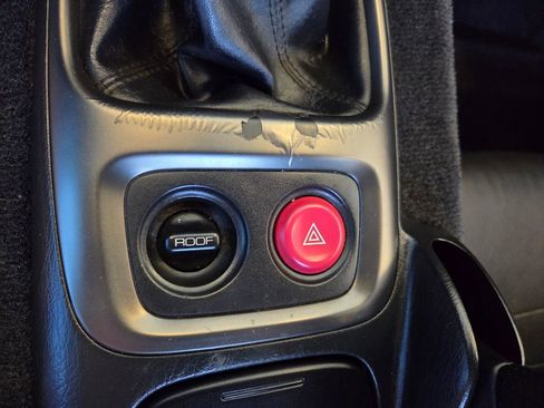 Used 2001 Honda S2000 image 23
