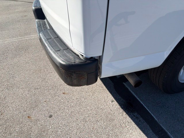 Used 2017 Chevrolet Express 2500 RWD image 14