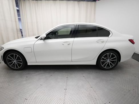 Used 2021 BMW 330e xDrive w/ Convenience Package AWD/4WD image 24