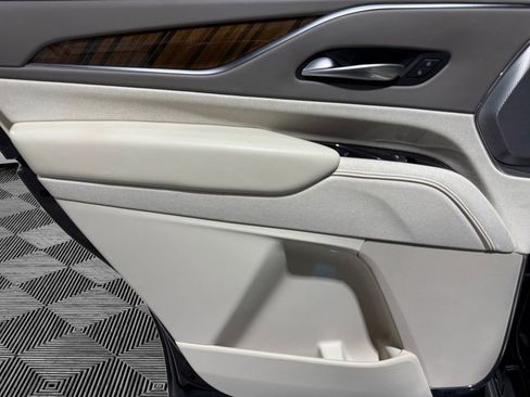 Used 2022 Cadillac Escalade Sport Platinum image 21