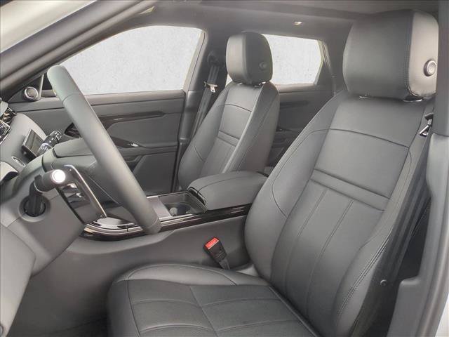 Used 2026 Land Rover Range Rover Evoque Dynamic SE AWD/4WD image 21