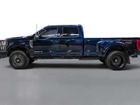 Used 2022 Ford F350 Lariat w/ Lariat Ultimate Package AWD/4WD image 10