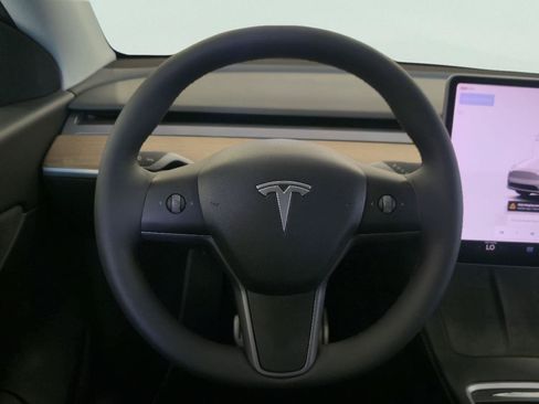 Used 2022 Tesla Model Y Performance AWD/4WD image 15