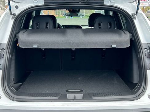 New 2026 Chevrolet Trax RS image 32