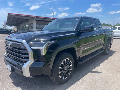 New 2026 Toyota Tundra Limited AWD/4WD image 3