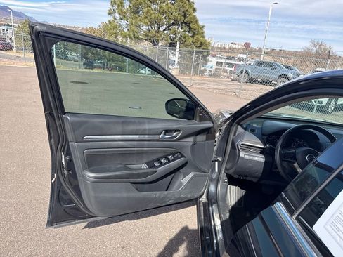 Used 2022 Nissan Altima 2.5 SL image 10