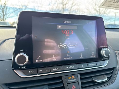 Used 2023 Nissan Altima 2.5 SV image 13