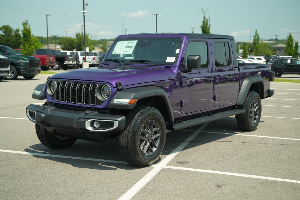 New 2026 Jeep Gladiator Sport AWD/4WD image 3