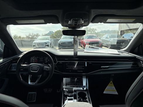 New 2026 Audi RS Q8 performance image 18