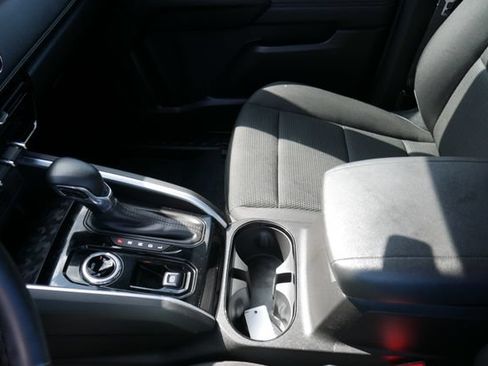 Used 2023 Chevrolet Colorado LT AWD/4WD image 22
