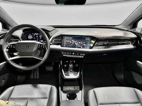 Used 2024 Audi Q4 e-tron Premium Plus image 16