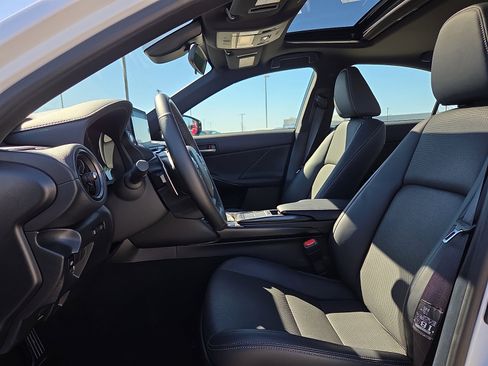 Used 2025 Lexus IS 350 F Sport image 15