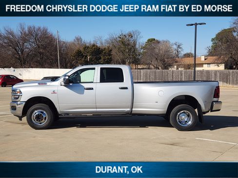 New 2026 RAM 3500 Tradesman image 3