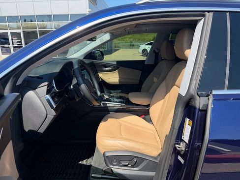 Used 2022 Audi Q8 Prestige AWD/4WD image 7