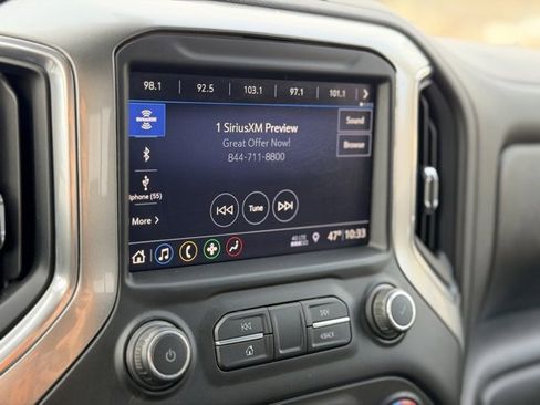 Used 2019 Chevrolet Silverado 1500 RST image 15