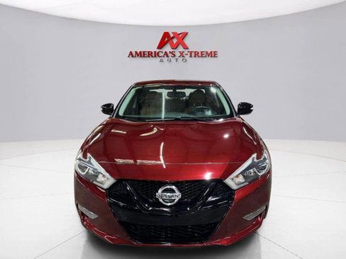 Used 2016 Nissan Maxima SR image 2