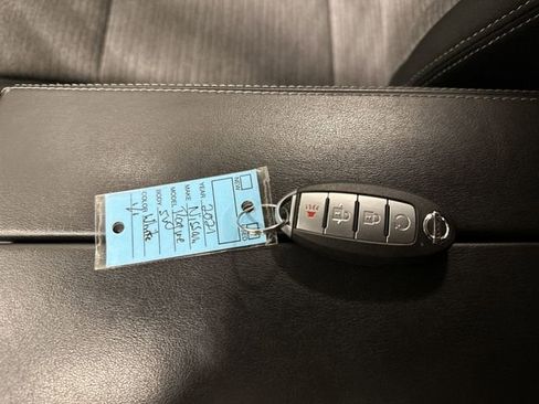 Used 2021 Nissan Rogue SV AWD/4WD image 34