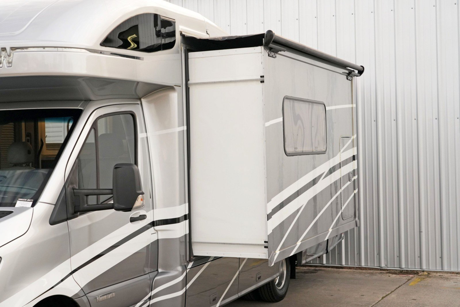 Used 2021 Mercedes-Benz Sprinter 3500 w/ Acoustic Package image 49