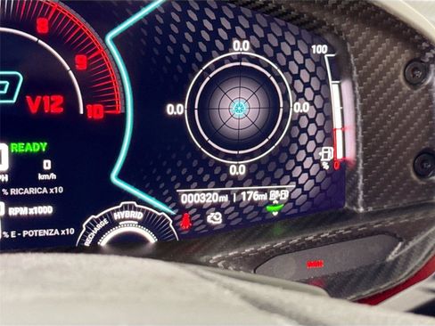 Used 2025 Lamborghini Revuelto AWD/4WD image 18