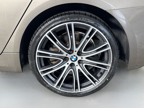 Used 2017 BMW 540i RWD image 36