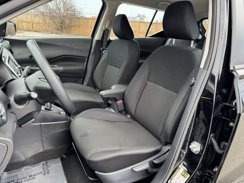 Certified 2025 Nissan Kicks Play S image 24