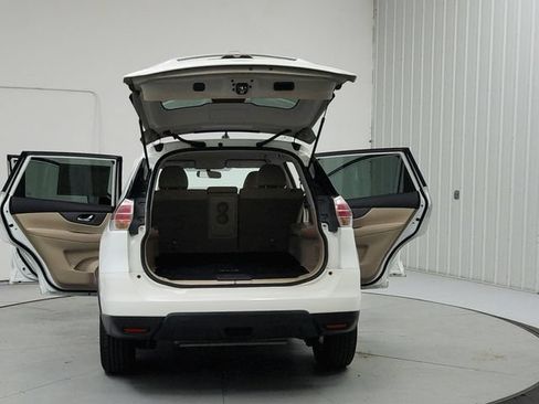 Used 2016 Nissan Rogue SV FWD image 14