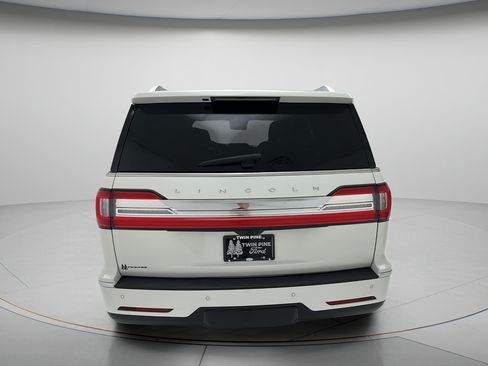 Used 2020 Lincoln Navigator Reserve w/ Luxury Package AWD/4WD image 7