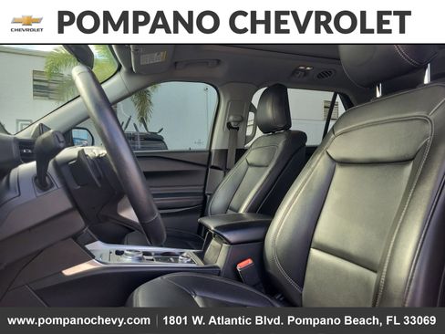 Used 2020 Ford Explorer XLT w/ Equipment Group 202A image 20