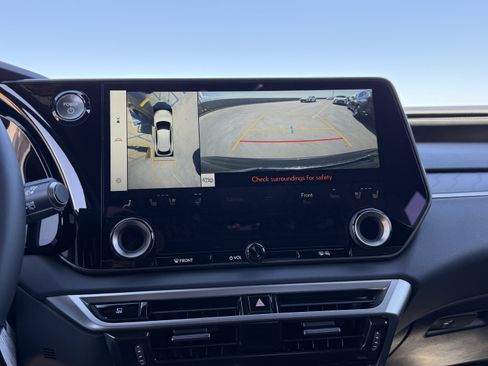 New 2026 Lexus RX 450h AWD image 27