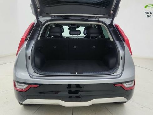 Used 2024 Kia Niro Wave w/ Wave Preserve Package FWD image 13