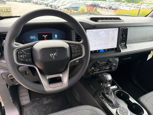 New 2026 Ford Bronco 4-Door w/ Sasquatch Package AWD/4WD image 13