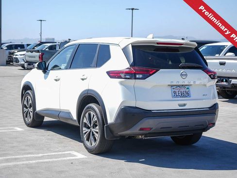 Used 2023 Nissan Rogue SV FWD image 8