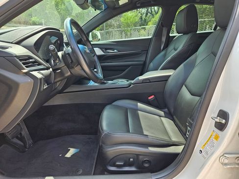 Used 2023 Cadillac CT4 Luxury w/ Sun And Sound Package RWD image 19