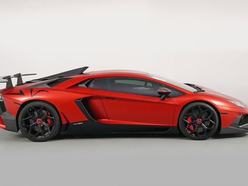 Used 2017 Lamborghini Aventador S image 51