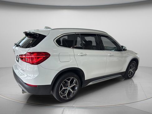 Used 2018 BMW X1 sDrive28i w/ Premium Package FWD image 5