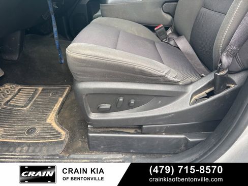 Used 2017 Chevrolet Silverado 1500 LT w/ All Star Edition AWD/4WD image 13