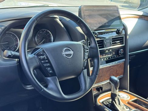Used 2024 Nissan Armada SL w/ Captain's Chairs Package image 23