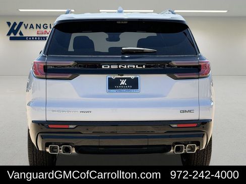 New 2026 GMC Acadia Denali Ultimate w/ LPO, Floor Liner Package AWD/4WD image 4