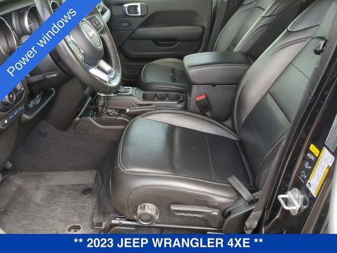 Used 2023 Jeep Wrangler Unlimited Sahara w/ Cold Weather Group AWD/4WD image 19