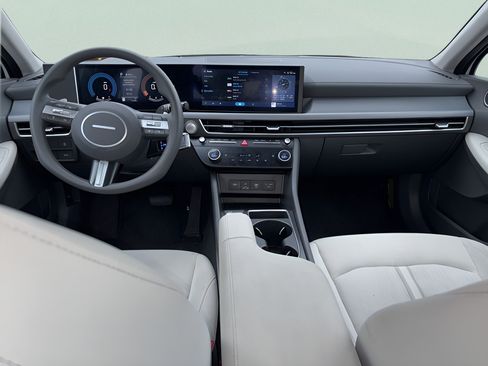 Used 2025 Hyundai Sonata SEL FWD image 20