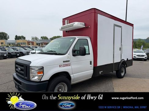 Used 2023 Ford E-350 and Econoline 350 Super Duty w/ Power Windows & Locks Group RWD image 1