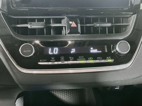 Used 2023 Toyota Corolla LE FWD image 23
